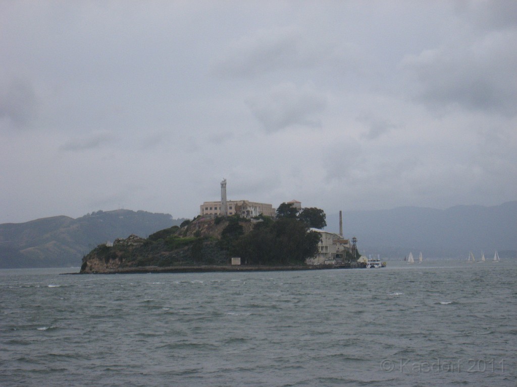 2011 Bay 2 Breakers Saturday 0440.JPG - I was able to participate in the 2011, 100th anniversary of the San Francisco Bay to Breakers 12K race. A great weekend for sight seeing and racing.